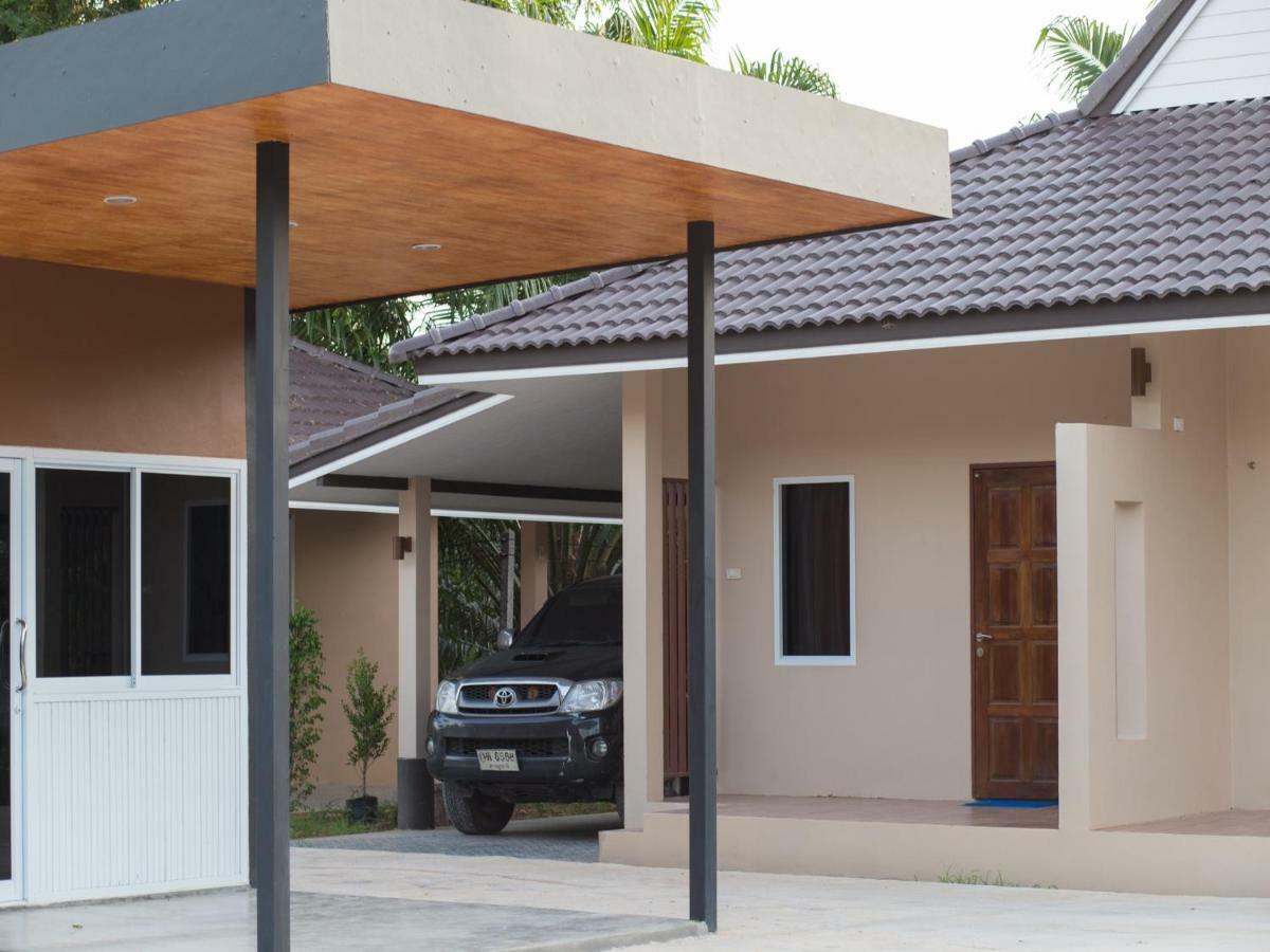88 Fine Hotel @ Suratthani Airport Surat Thani Exterior foto